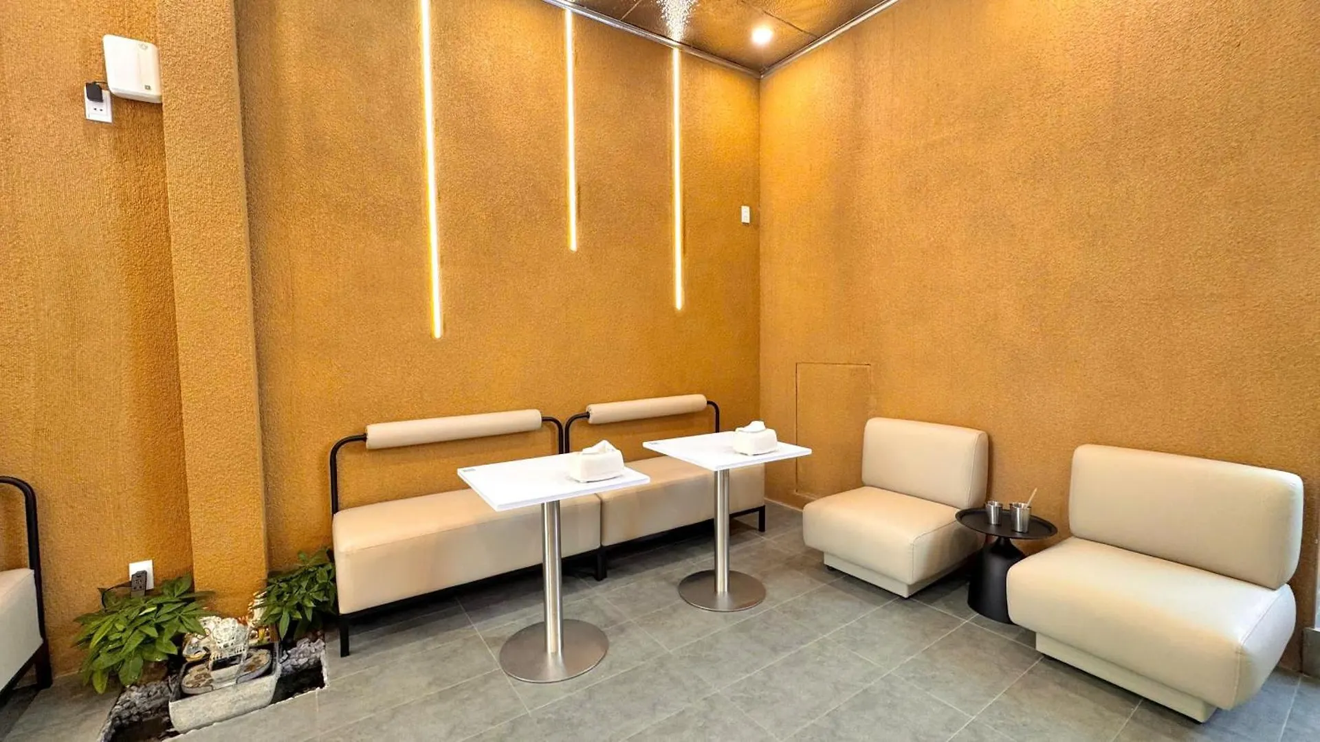 Chilala Boutique & Apartment Da Nang 0*,